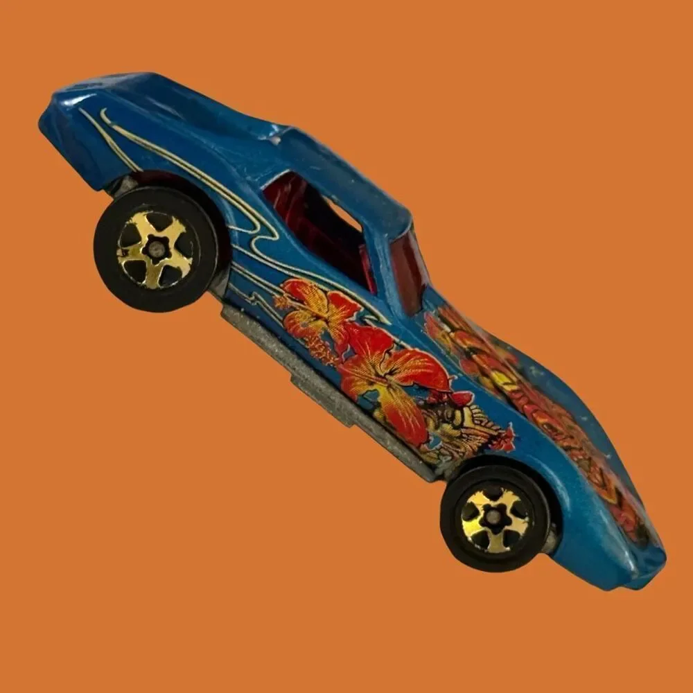 Vintage Mattel 1975 Hot Wheels Blue Red Tiki Corvette Stingray Die Cast Car